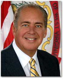 W.Va. Democrat Tomblin beats back right wing in governor’s race