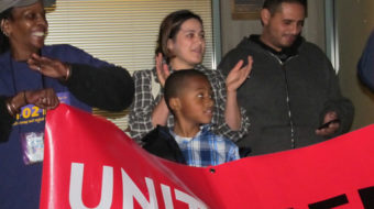 Airport concession workers demand labor rights