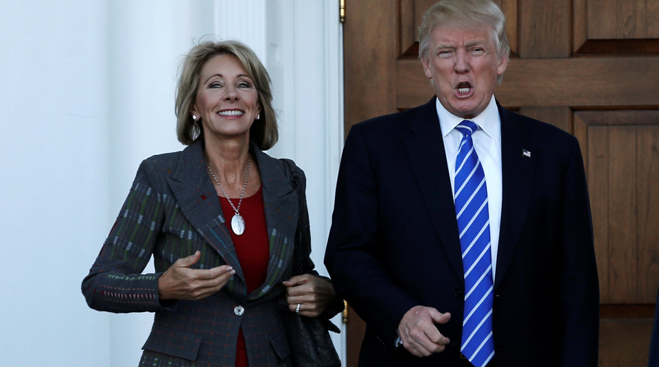 Teachers unions try to derail DeVos, Trump’s education pick