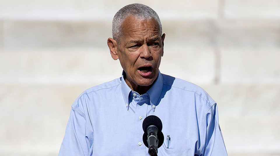 This week in history: Julian Bond is seated in the Georgia legislature