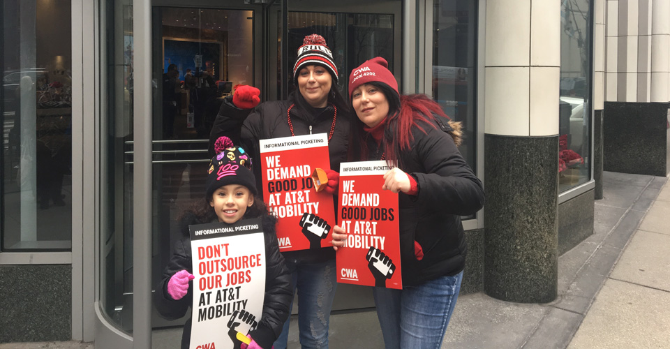 CWA mobilizes for contract fight at AT&T