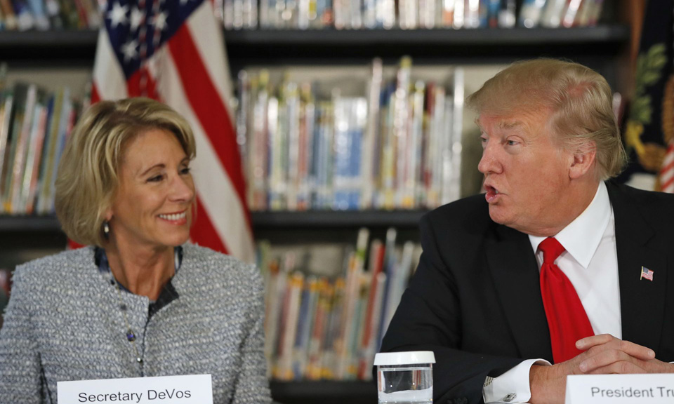 DeVos tosses out Obama-era rules for student loan lenders