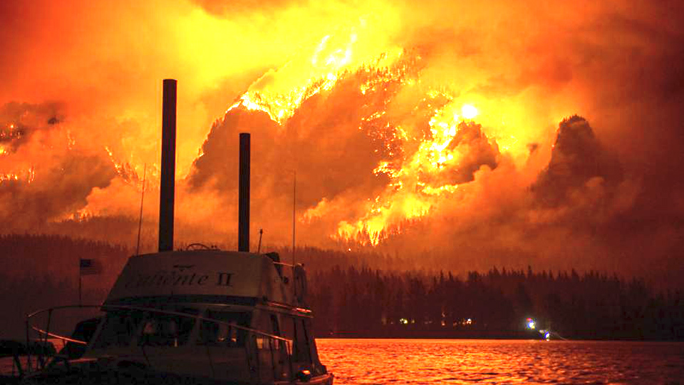 Fire or volcano? Ash from Oregon blaze compared to eruption