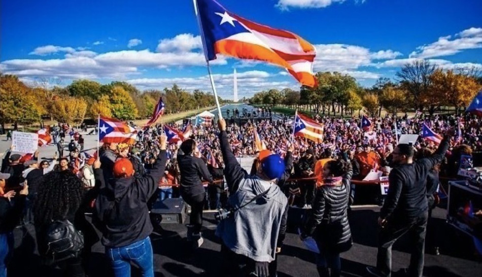 Washington march for Puerto Rico demands stepped-up rebuilding effort