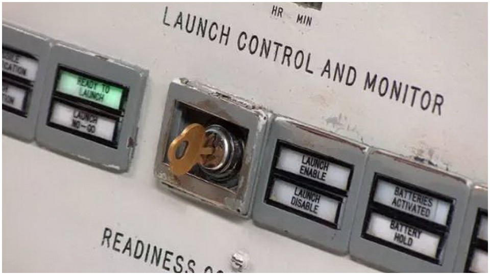 Nuclear war danger: There are thousands of buttons out there