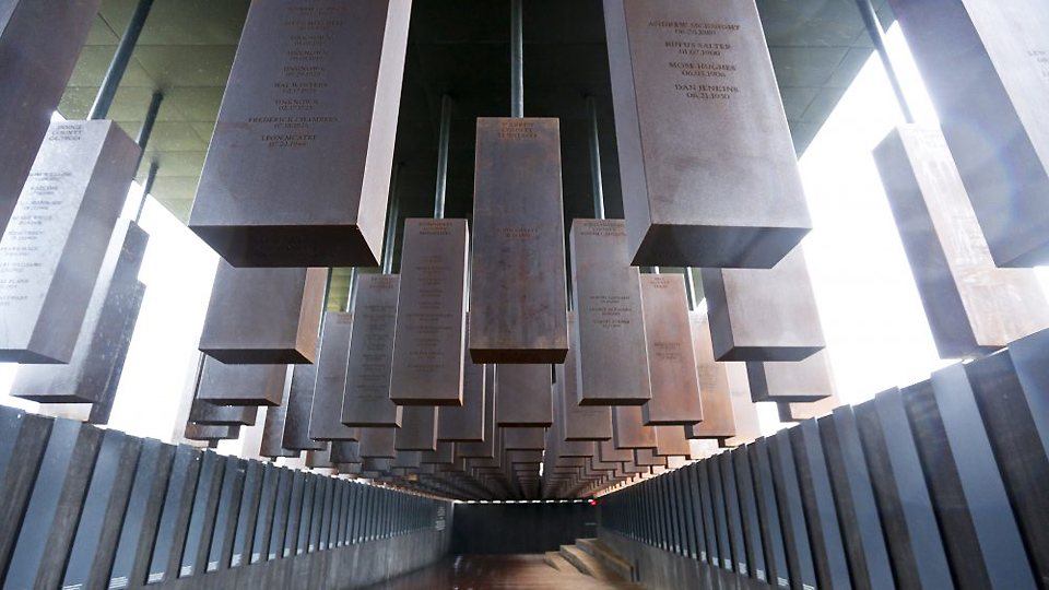Montgomery, Alabama: New lynching memorial evokes terror of victims