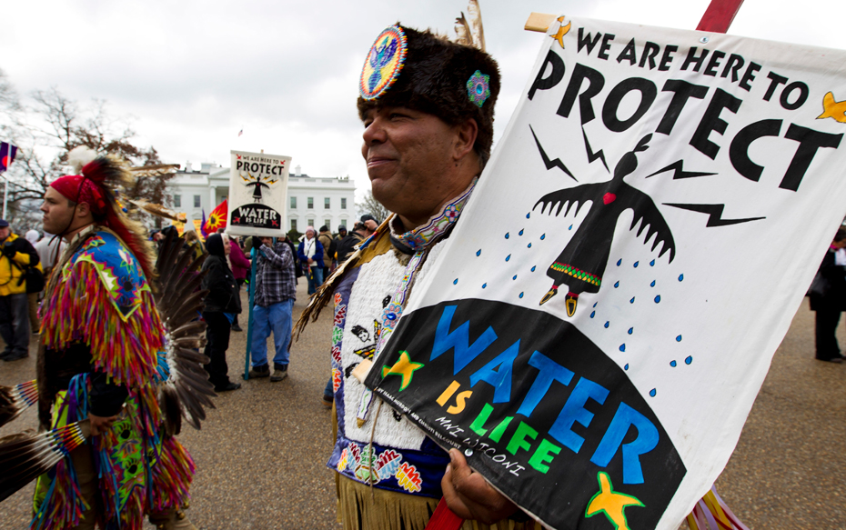 Oil keeps flowing as Corps misses deadline for DAPL environmental study