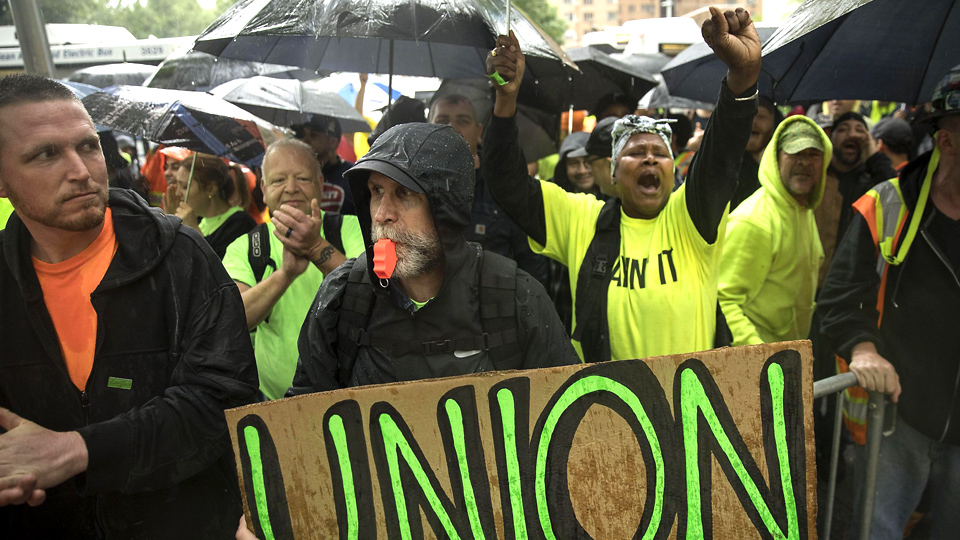 El Tribunal Supremo apoya a multimillonarios corporativos en contra de los trabajadores