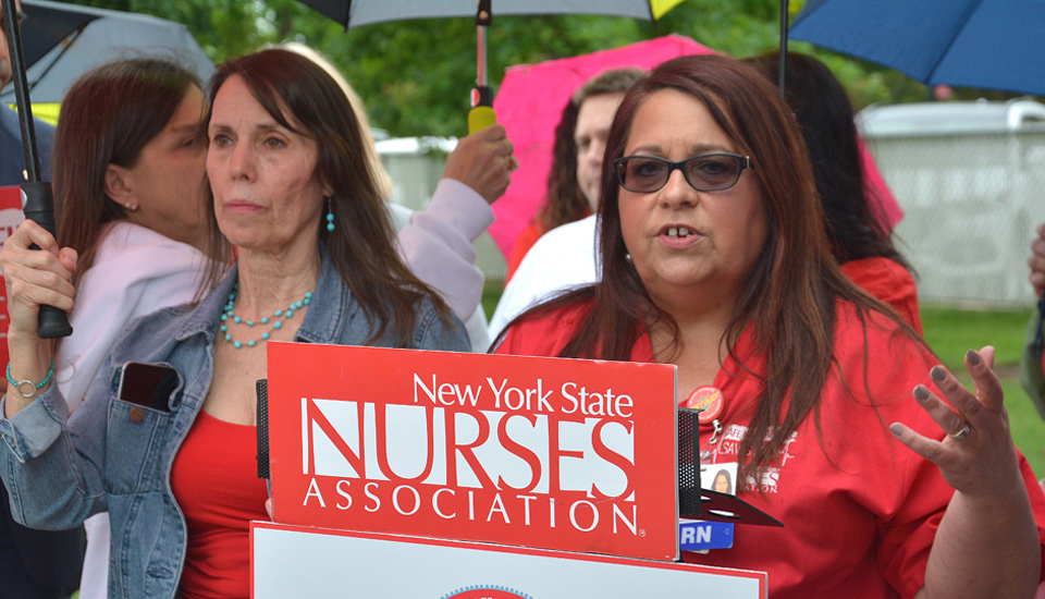 New York nurses rally for safe staffing ratios