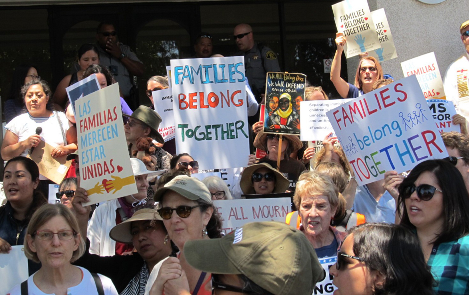 Protesters outraged as Trump administration tears immigrant children from parents