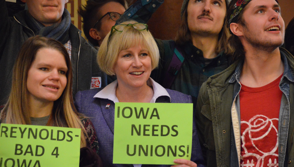 Union nurse in chaotic Iowa Dem gubernatorial primary