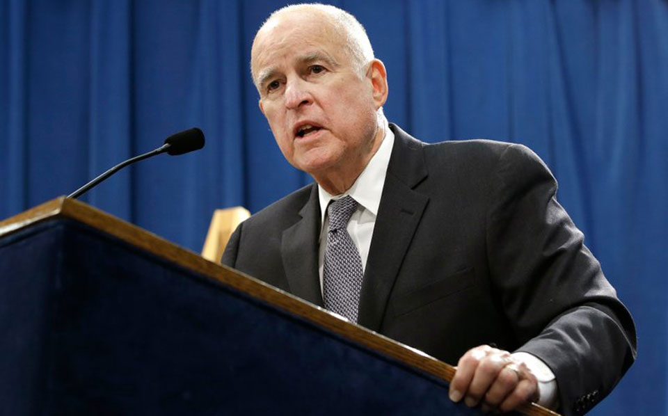 California governor signs bail reform; gun control measures advance