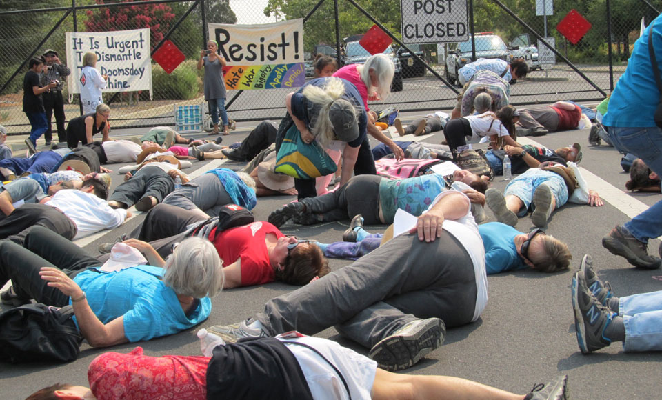 Nuclear abolition: Protesters confront Livermore Lab on Hiroshima anniversary