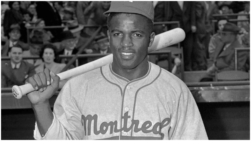 Jackie Robinson integrates baseball 73 years ago—Daily Worker archive