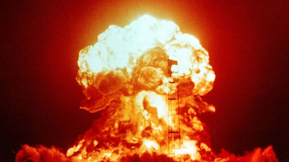 Declassified Cold War nuclear plans: U.S. would have blown up half the world