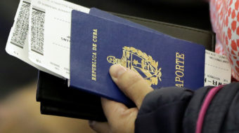 U.S. builds fan base in Cuba, aims at regime change