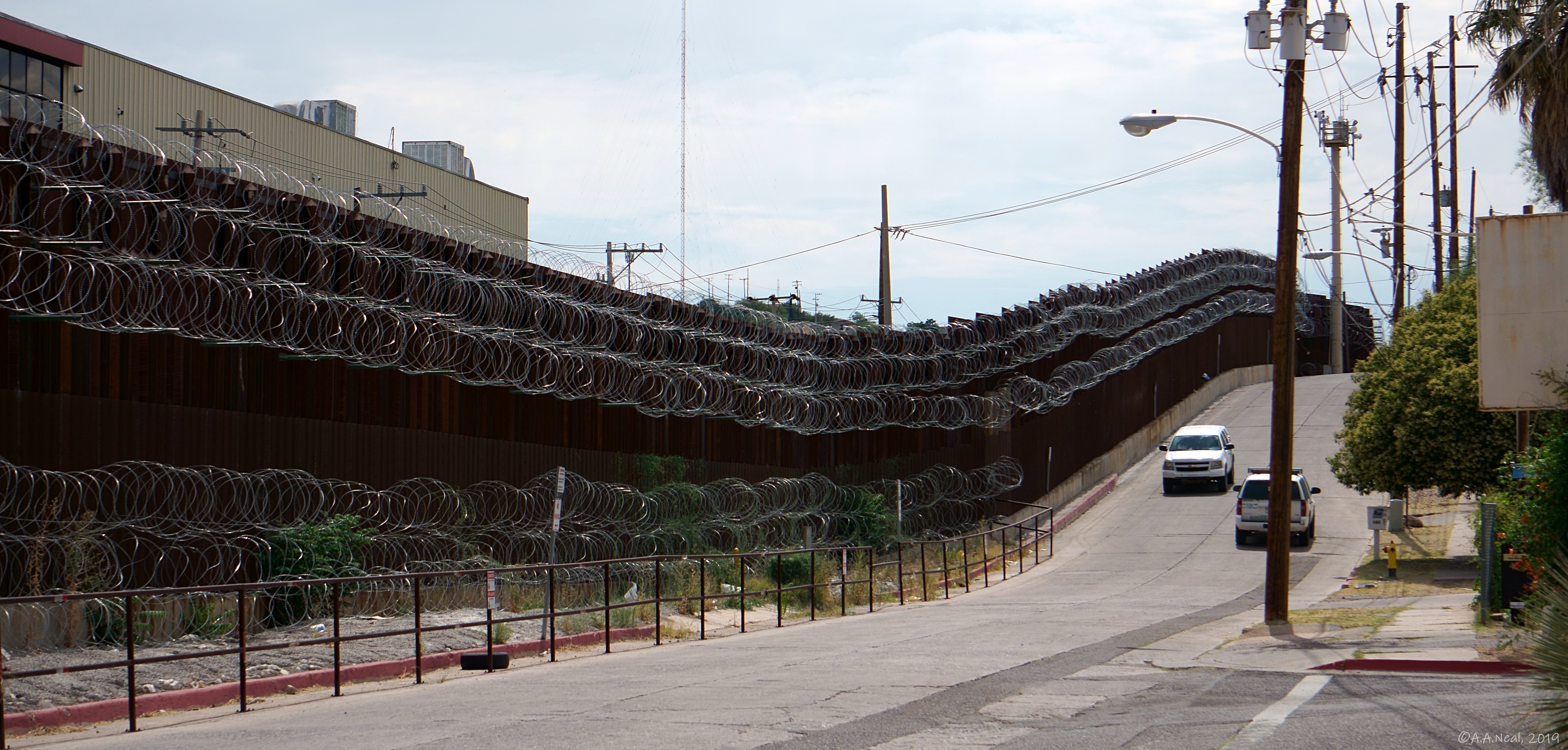 We're all human beings': On the border in Nogales, Ariz. – People's World, image size:5980x2860