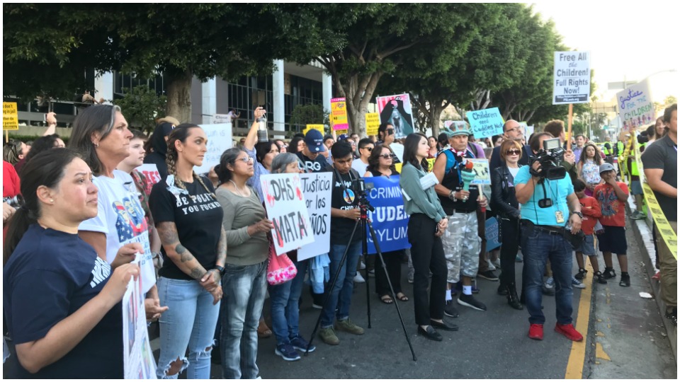 Lights for Liberty give heart to detainees in downtown Los Angeles