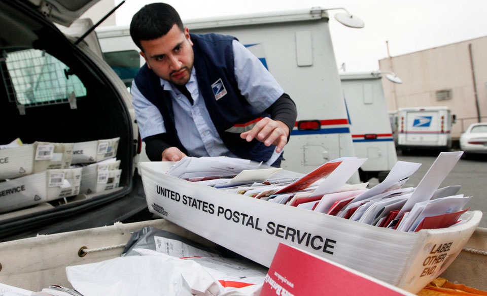 Letter Carriers open bargaining with U.S. Postal Service on new pact