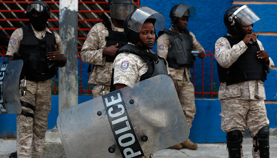 Más voces contra la injerencia en Haití