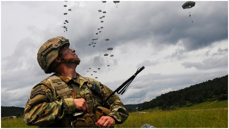 The bombs of the last war and preparations for the next rattle Germany