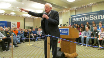 In the Iowa caucus homestretch, Sanders takes aim at Trump
