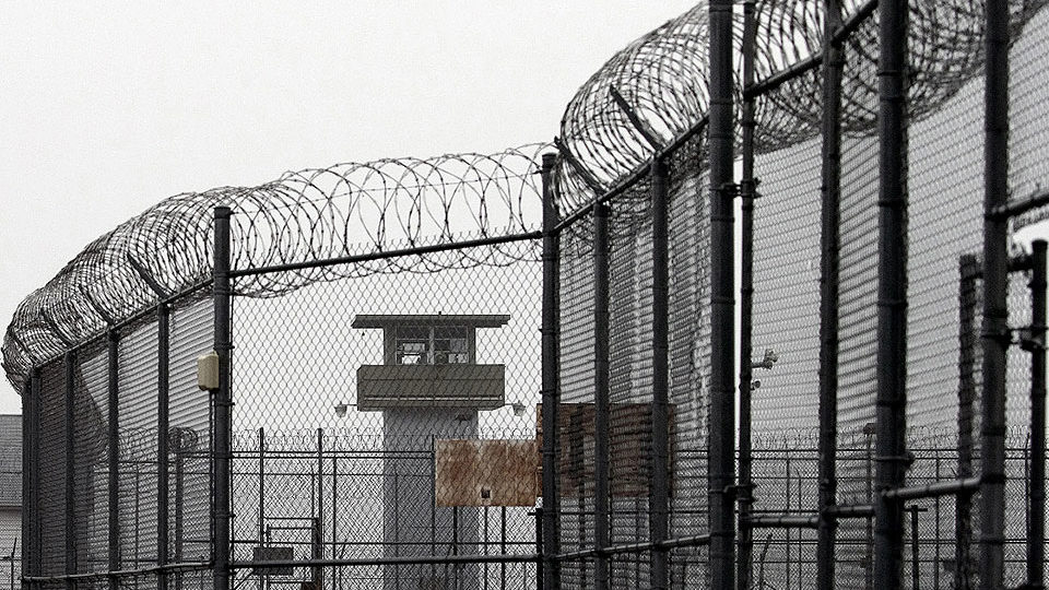 Coronavirus threatens to spread 'like wildfire' through U.S. prisons