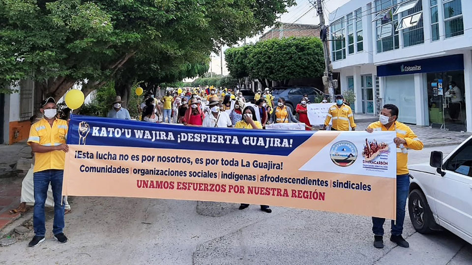 Organizaciones sociales de Colombia marchan en apoyo a Sintracarbón