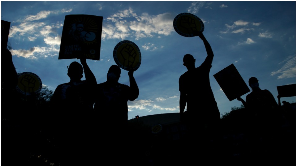 Unions prepare for general strike if Trump subverts Biden win