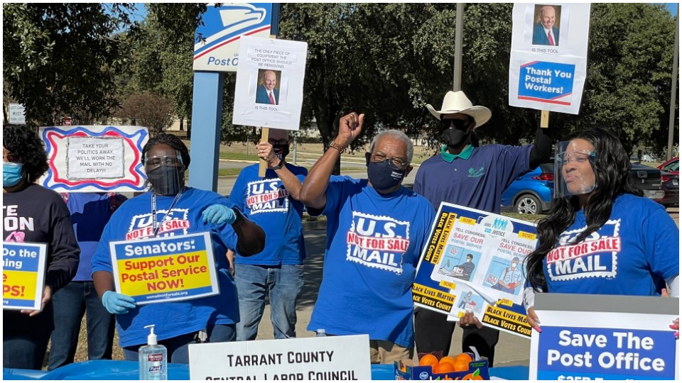 Thousands protest Trump and DeJoy’s post office destruction