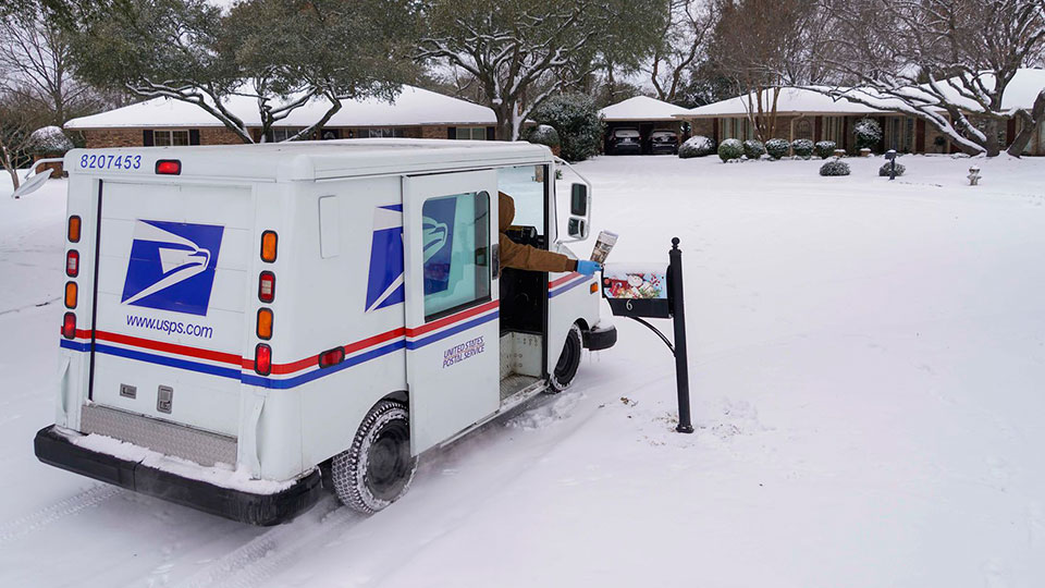 Petitions to oust Trump USPS board and postmaster DeJoy top 1.1M signatures