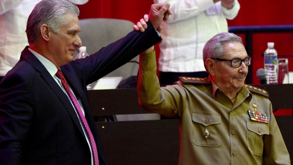 Raúl Castro passes baton to next generation at Cuban Communist Party congress