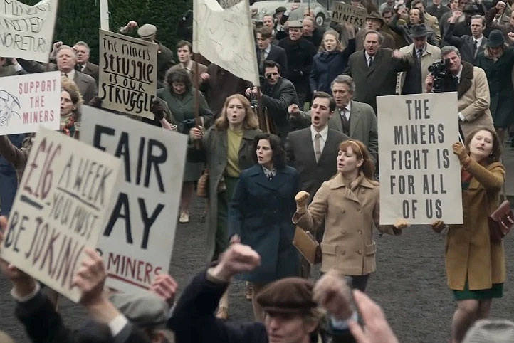 A crowning achievement: Fairy tale vs. reality in 'The Crown' – People's World - Vimarsana News
