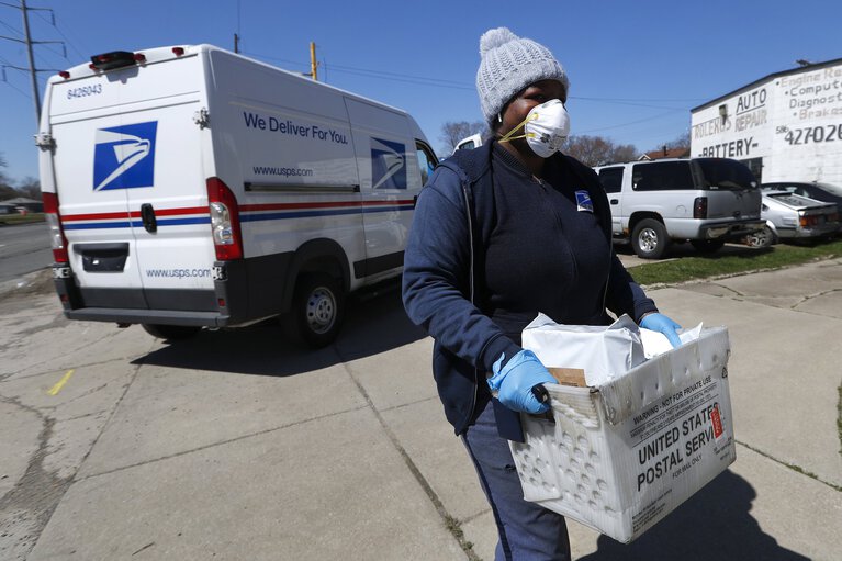 Under the radar: Partial postal reform has a chance in Congress