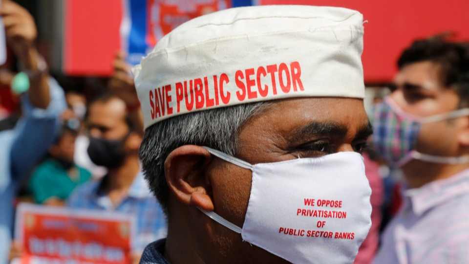 Indian unions plan massive joint protests against government’s privatization schemes