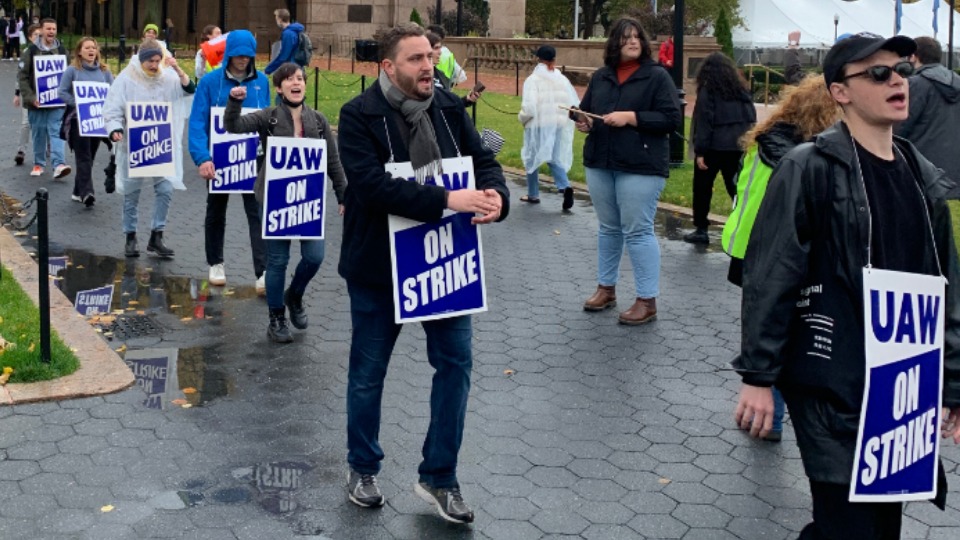 It’s a #Strikesgiving parade in New York City!