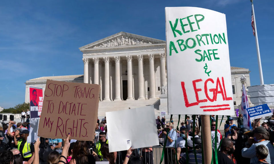 Women’s marchers to encircle High Court after justices hear anti-abortion demands