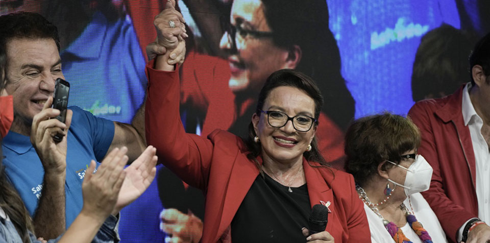 El Partido Libre y la candidata presidencial Xiomara Castro ganan a lo grande en las elecciones de Honduras