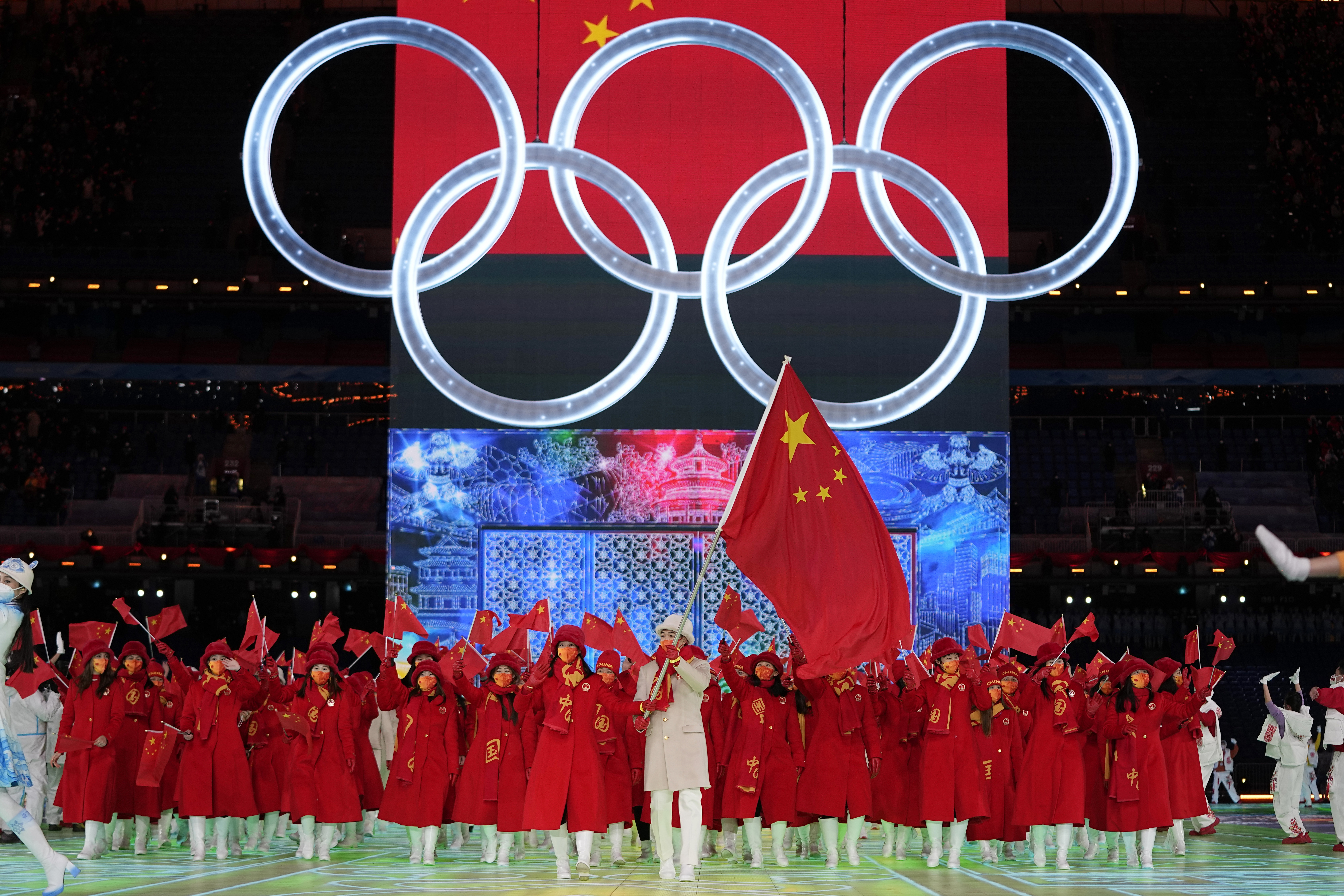 Какие олимпиады 2022. Олимпийский огонь в Пекине 2022. Зимние Олимпийские игры 2022.