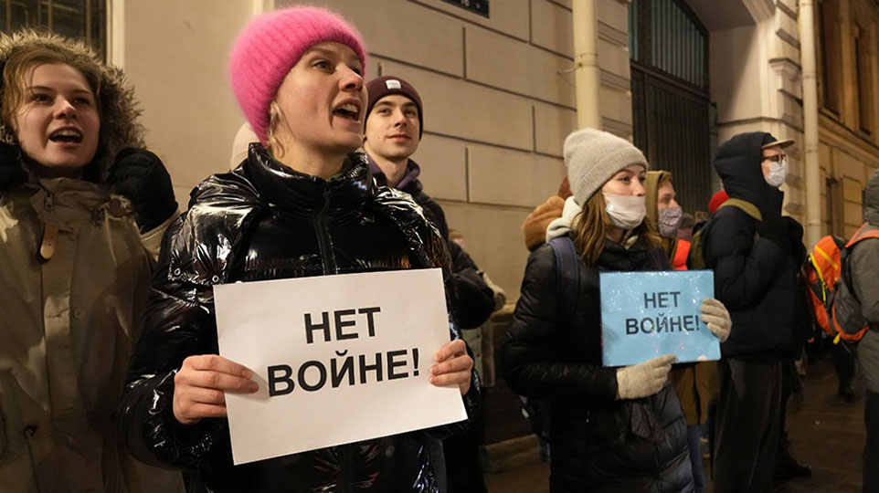 Russian anti-war activists call for end to war and for radical change to country’s ‘whole political system’