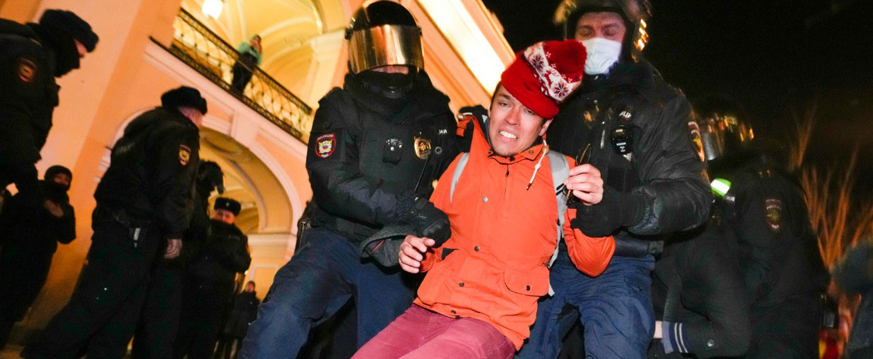 Russian jails fill with anti-war protesters; more Communist lawmakers denounce invasion