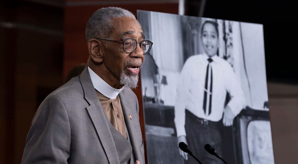 Lynching made a federal hate crime, bill named for Emmett Till