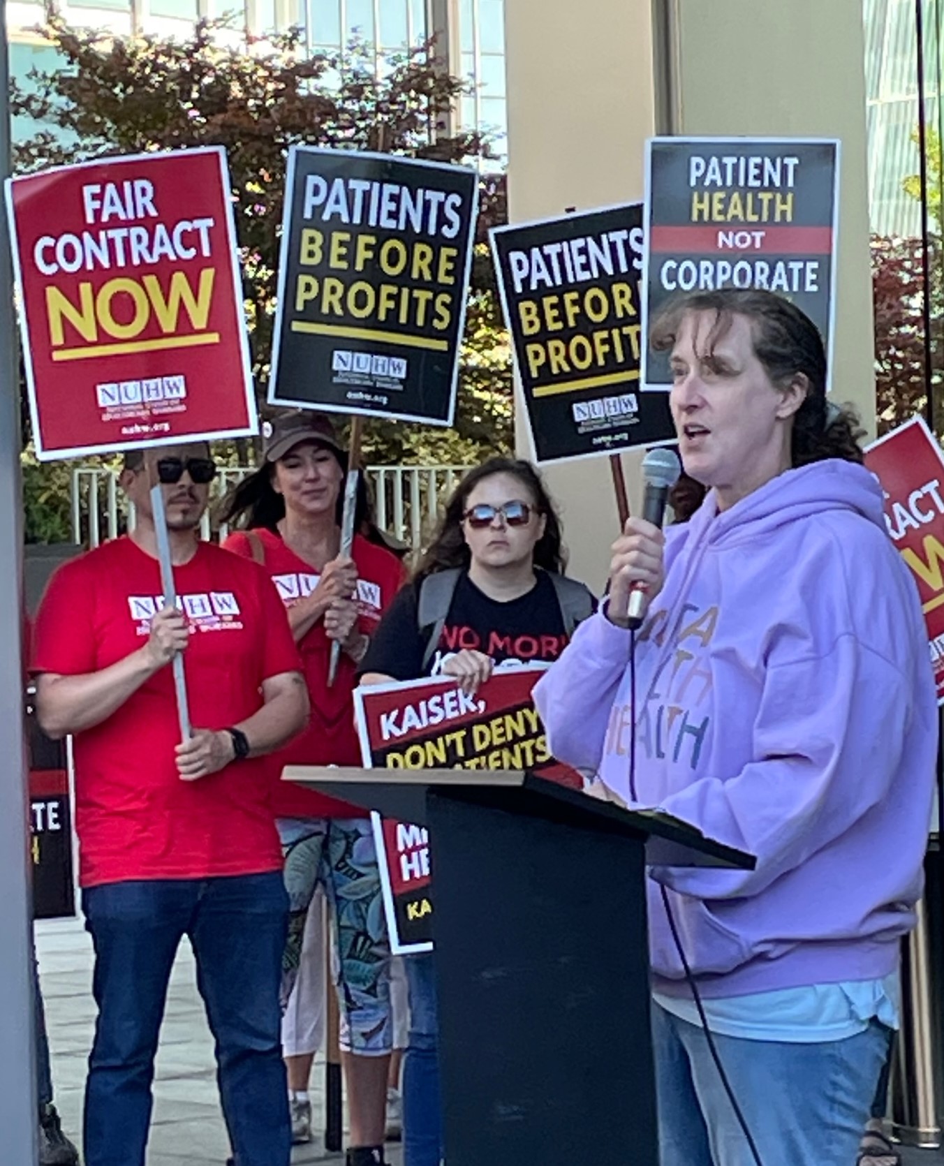 Fighting for their patients, Kaiser mental health clinicians enter