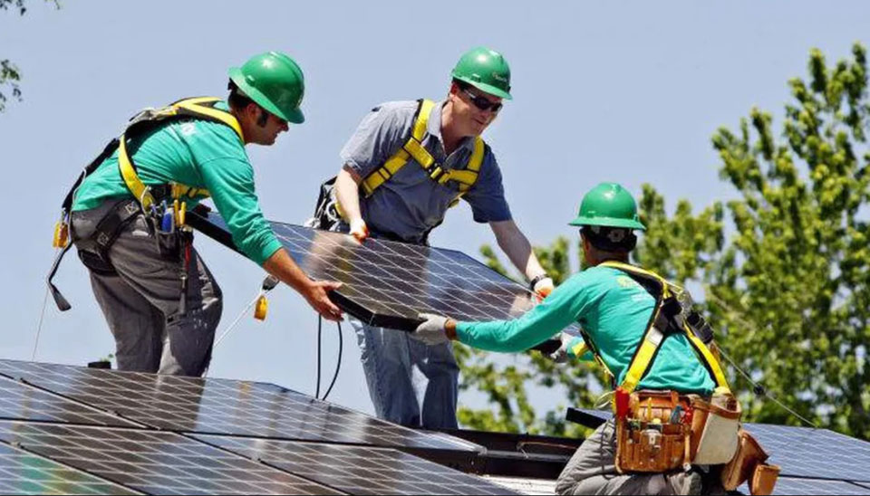 Blue-Green Alliance: Money bill will create thousands of green jobs