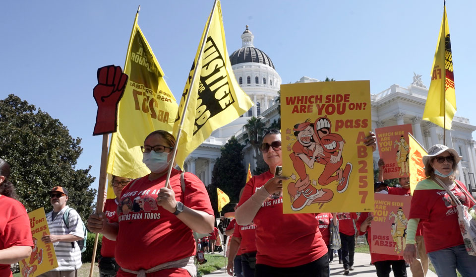 California’s fast food sectoral bargaining law could revolutionize the labor movement