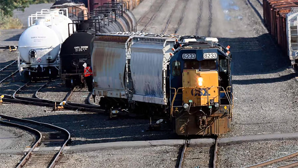 Grass-roots railroaders’ movement to picket September 21 against proposed pact