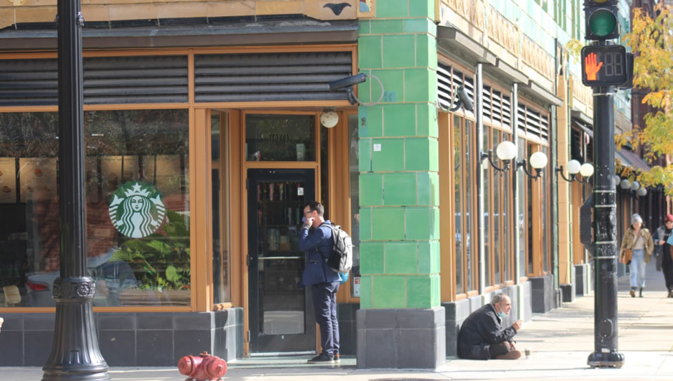 Unionized Starbucks shut down on Chicago’s North Side