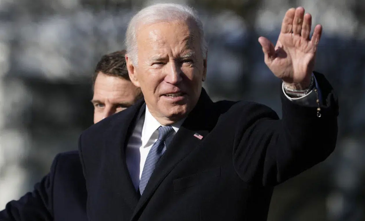 Congress and Biden override rail worker collective bargaining rights