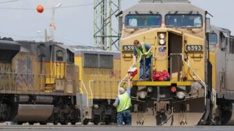 Railroad corporations want to slash train crews for Wall Street profits