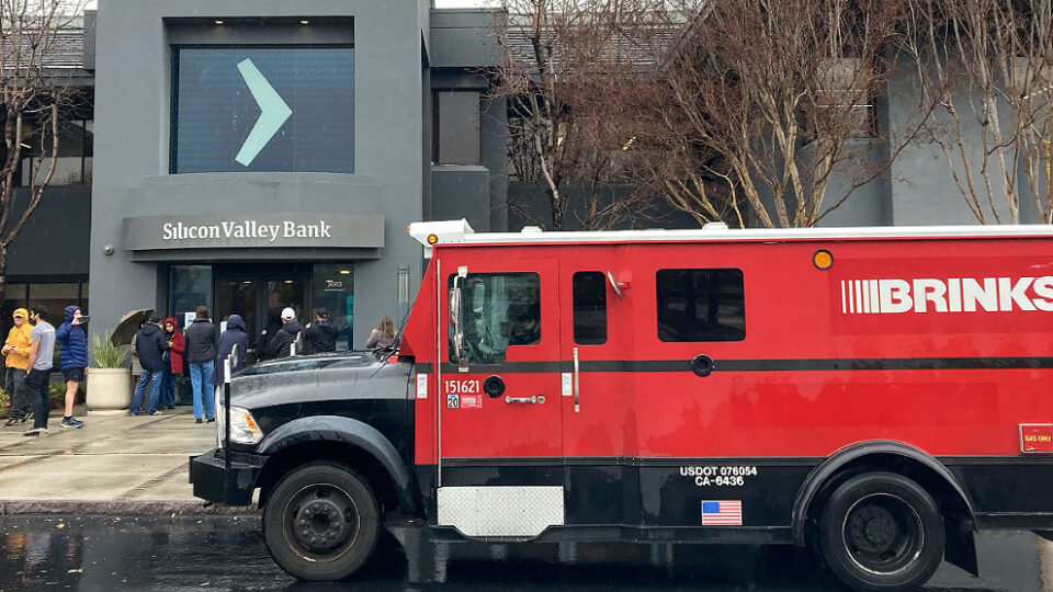Silicon Valley Bank collapse reveals danger of a wider financial crisis
